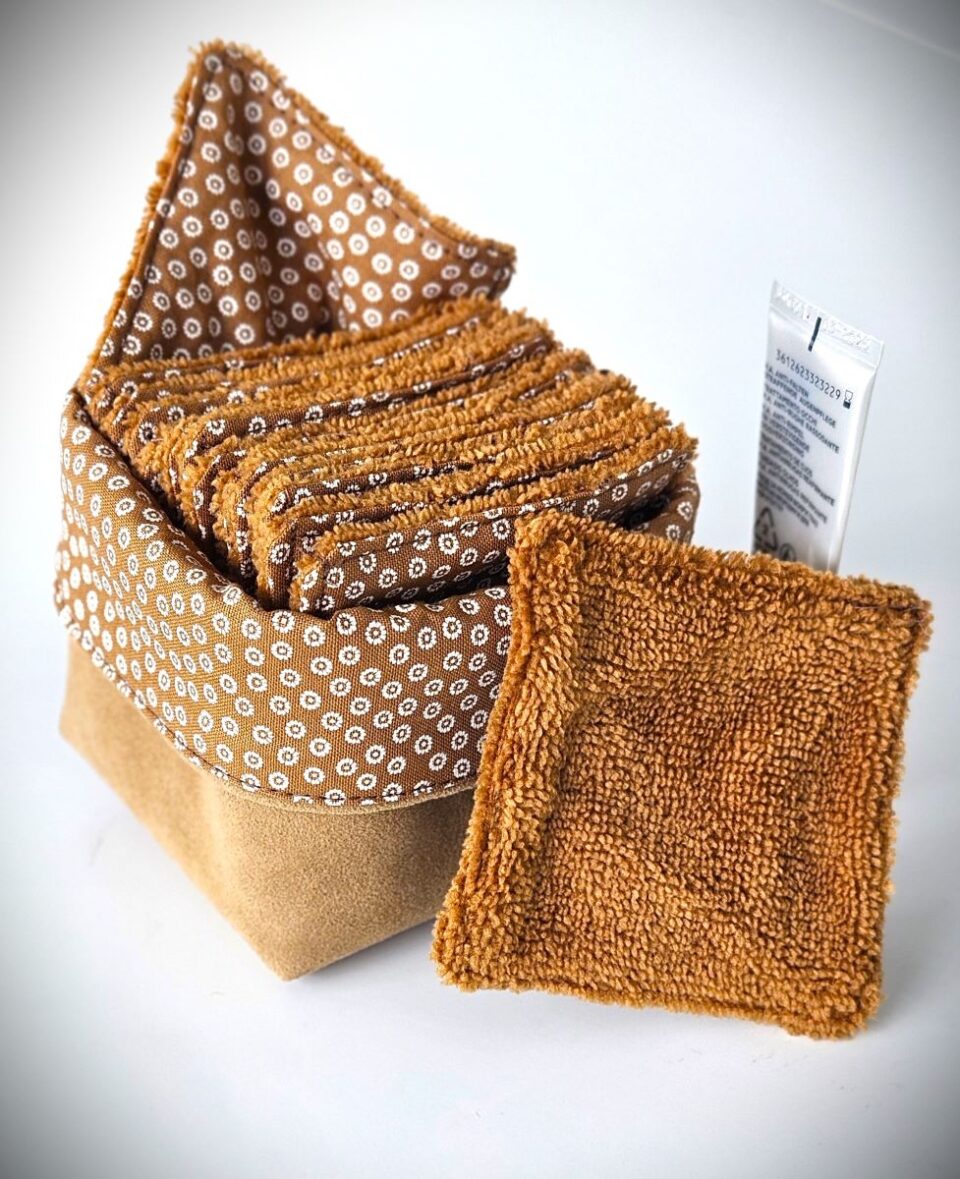 Lingettes-Démaquillante-Bambou-Camel-Blanc