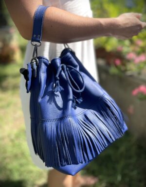 Sac seau So cuir bleu franges