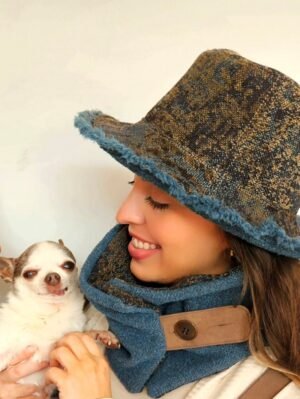 Chapeau-Hiver-Velour-Marron-Turquoise