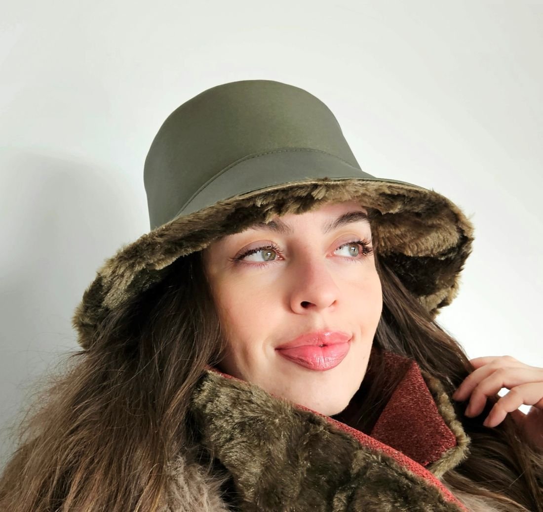 Chapeau-Pluie-Kaki-Fourrure